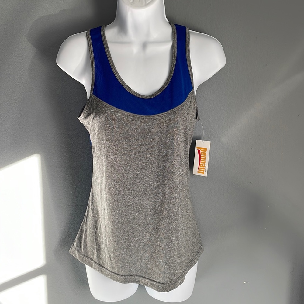 sportswear Pennant women tops size S